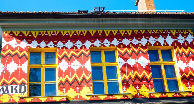 Ljubljana street art guide – exploring street art and graffiti - #streetart #art #graffiti #slovenia #europe #urban #murals #mosaic #travel #europeantravels #travelblogger #ljubljana