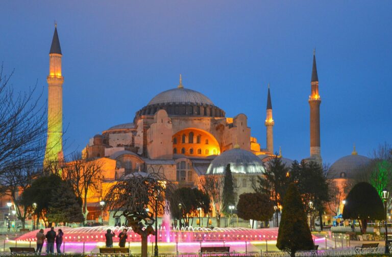 Hagia Sophia - best things to do in Istanbul
