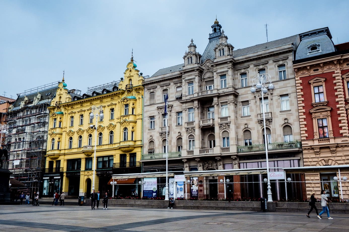 How to spend one day in Zagreb - #croatia #zagreb #travel #history #balkans #oldtown #foodie #travelblogger #architecture #traveltips #destinationguide #ThingstodoinCroatia #europe #CroatiaTravel