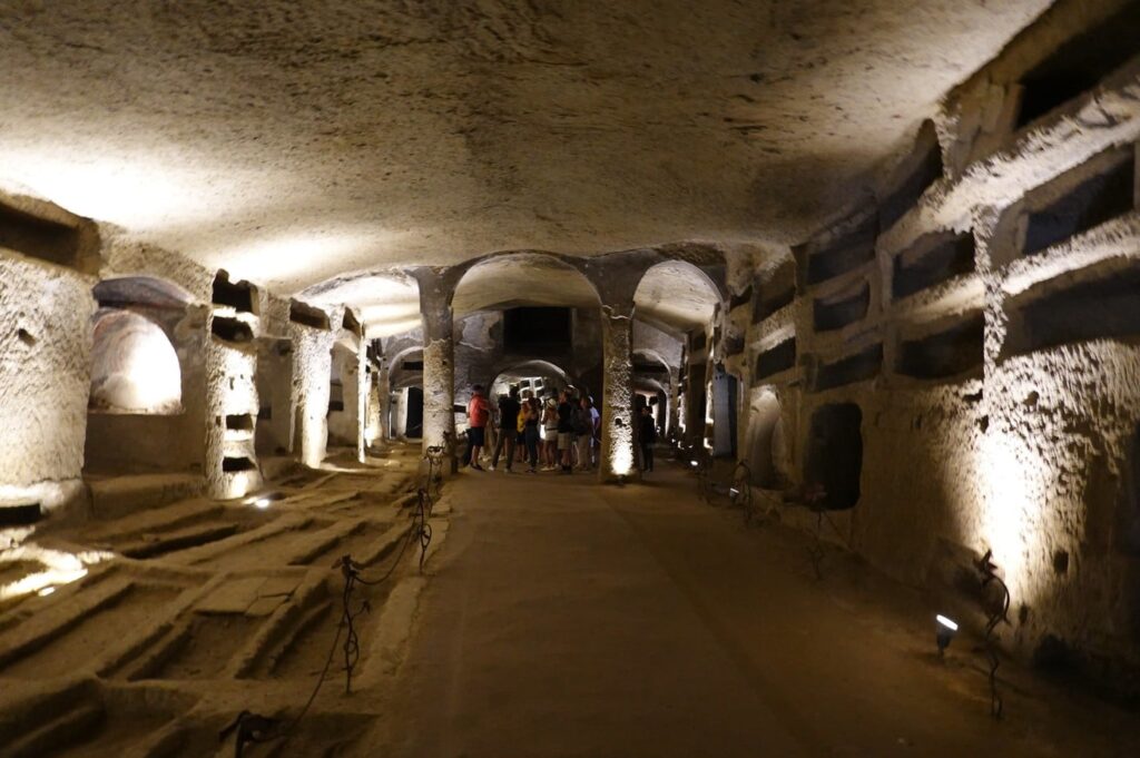 Top things to do in Naples, Italy- #naples #napoli #italy #gastrotravelogue #travelblog #europe #traveltips #whattodo #IUNESCO #markets #castle #spaccanapoli #sfogliatella #foodies #christmas #opera #madre #catacombs