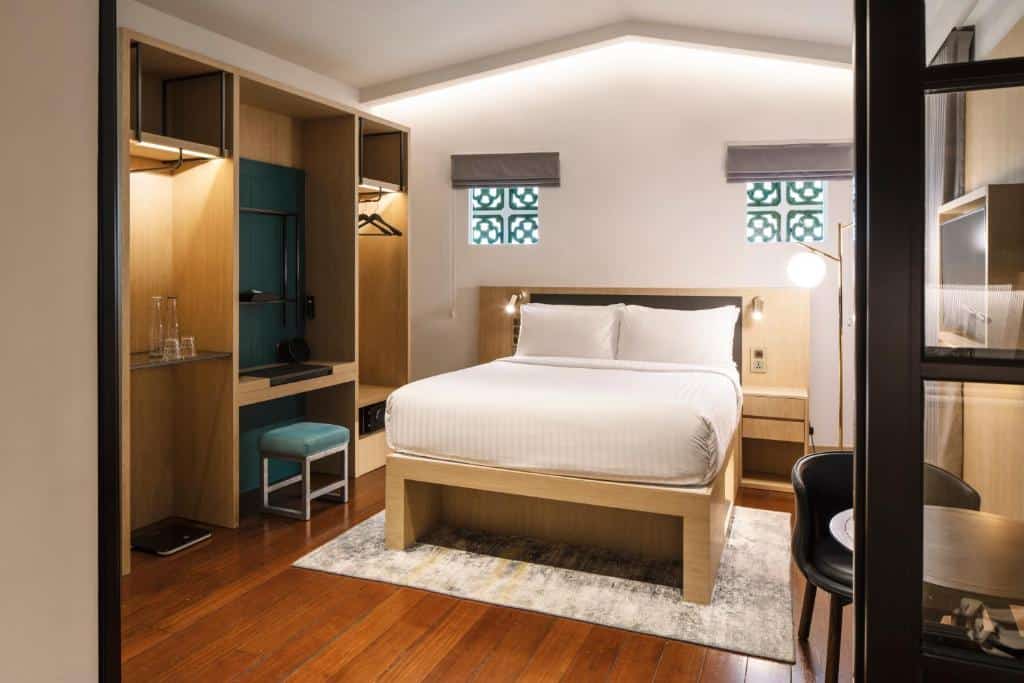 KēSa House affordable Singapore stay