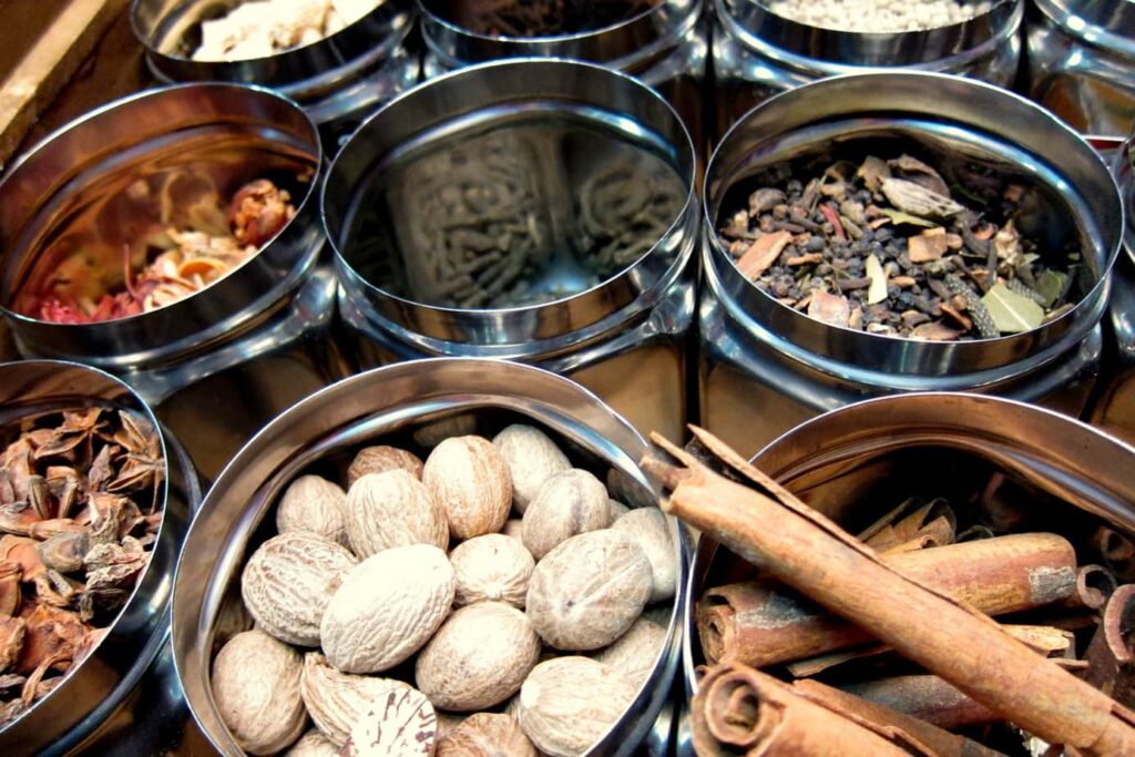 indian spices star anise, roses, cinnamon, nutmeg