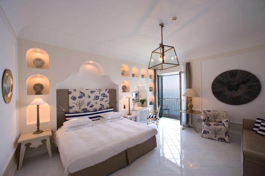 Experience luxury and comfort at the boutique hotel in Sorrento, Bellevue Syrene. Book your stay now! #travel #italy#sorrento