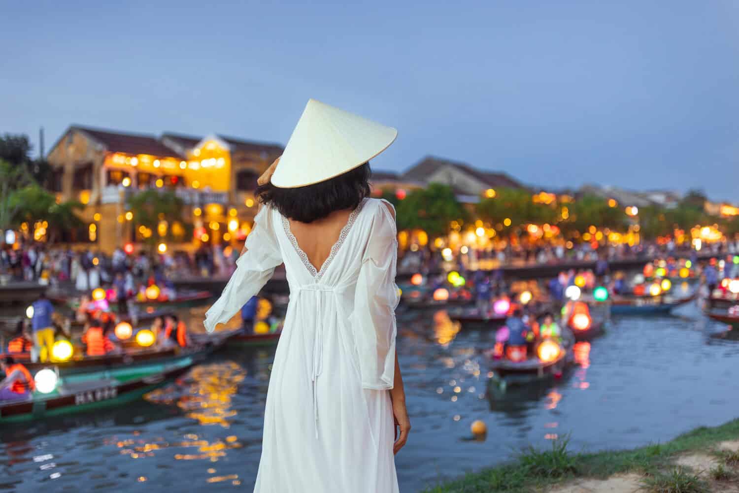 Hoi An Lantern Festival 2026 Dates Full Moon Nights Best Tips