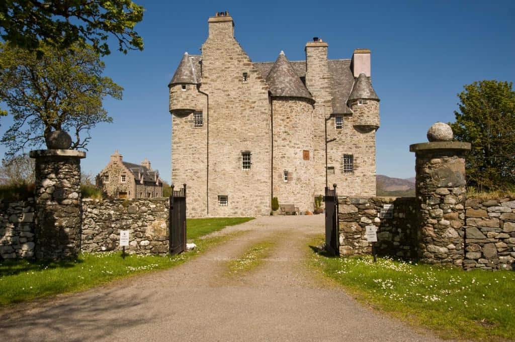 Barcaldine Castle 