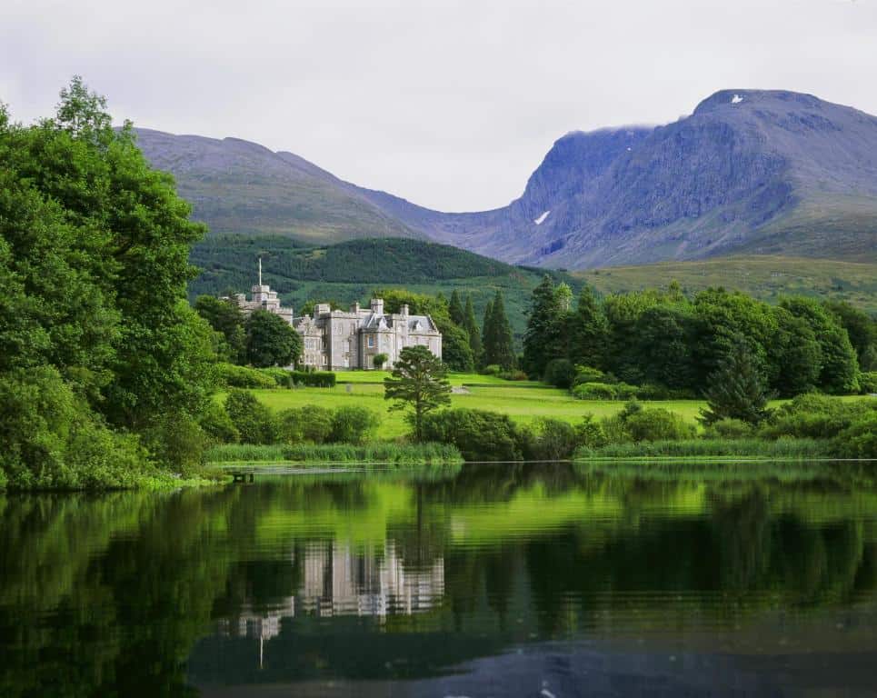 Inverlochy Castle Hotel = stay in a castle in Scotland