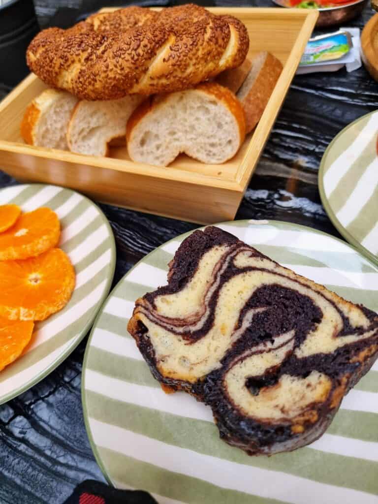 Sweet bread and fruit